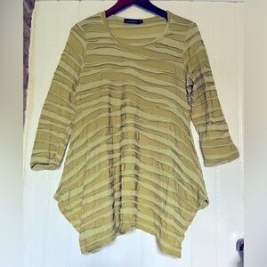 Cut Loose Sage Green Textured Tunic, Shark-bit Hem, 3/4-Sleeves, Made in USA, M